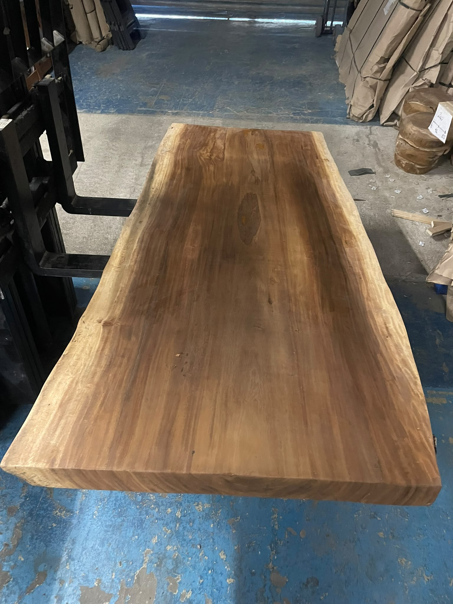Table Suar - 2M15 x 98/96/85cm 2