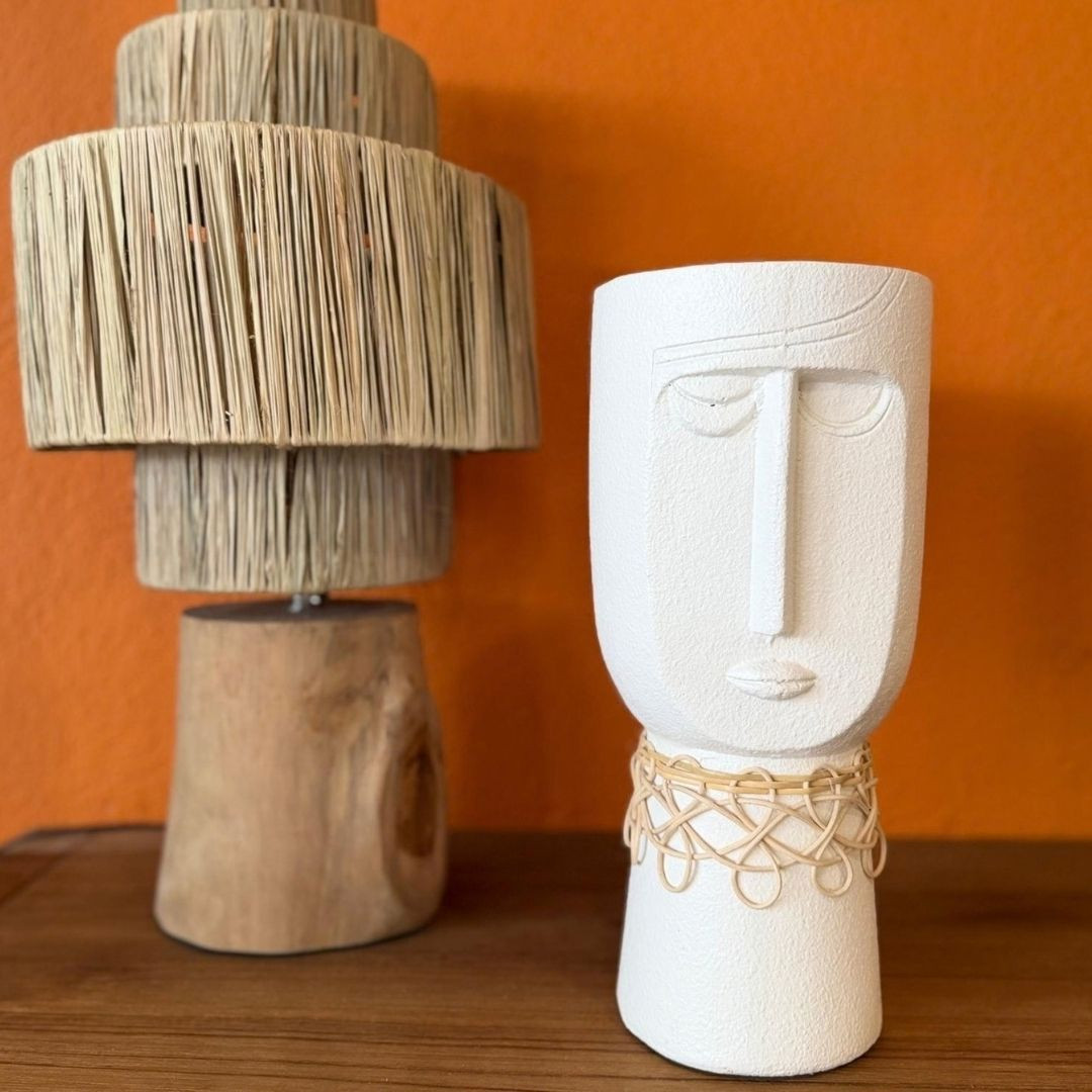 Statuette/vase design -...