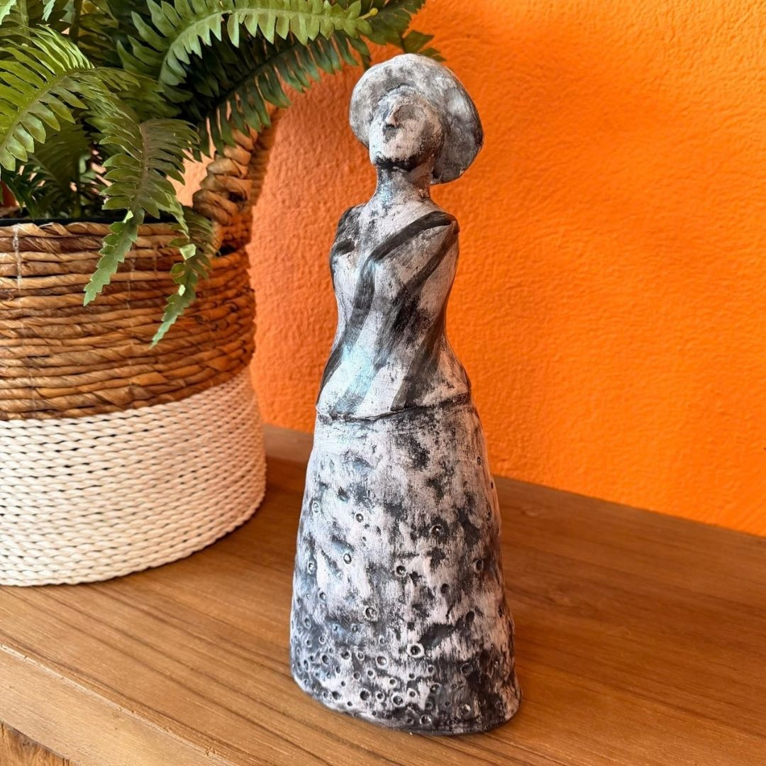 Statuette - Mona 2