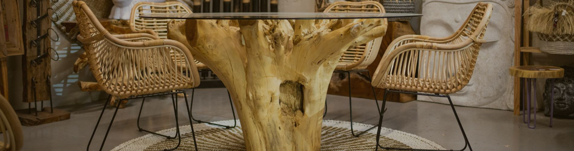 Table en racine de Teck
